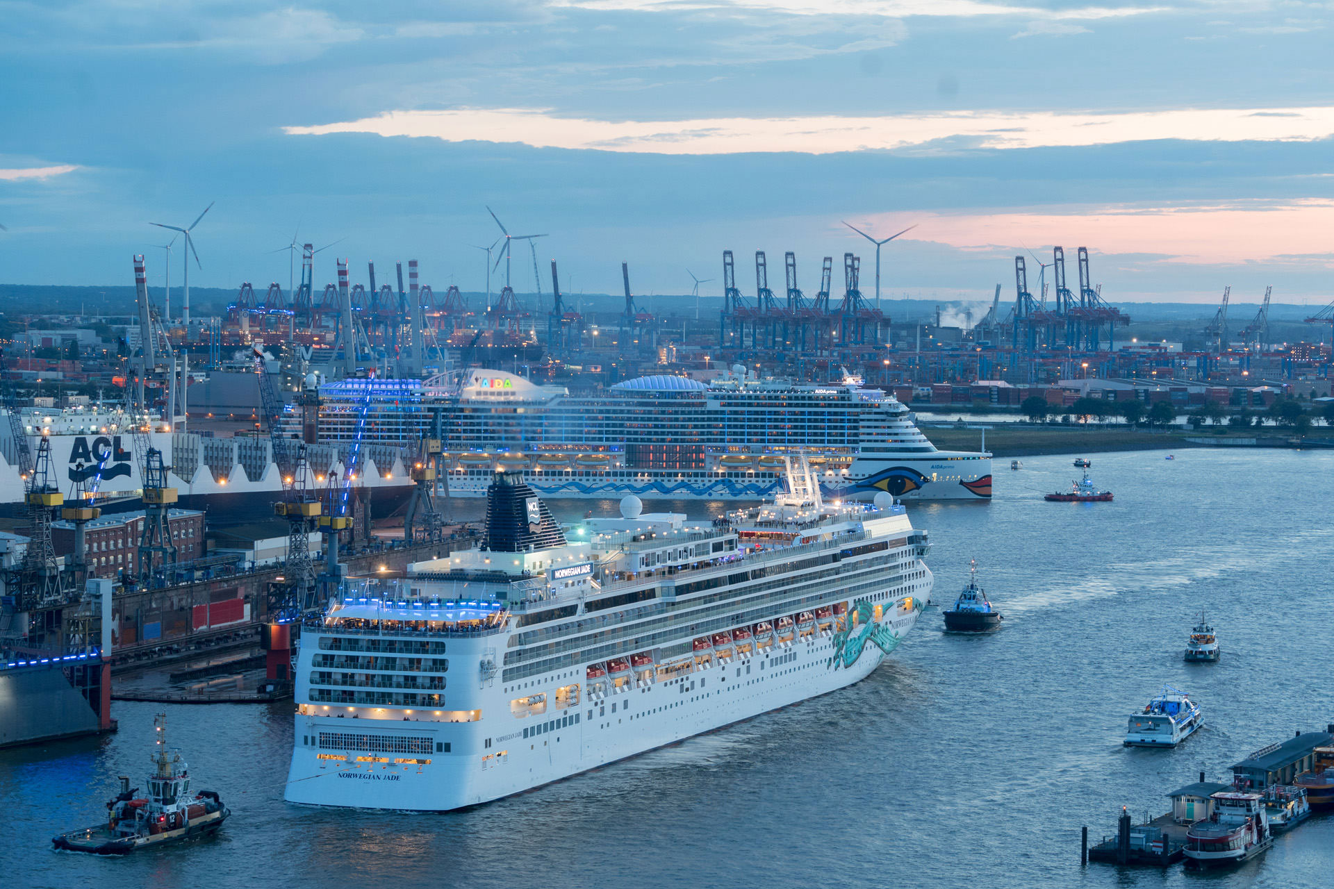 cruise lines in hamburg